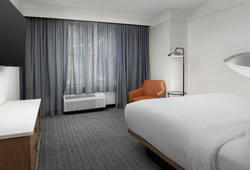 هتل Courtyard By Marriott Savannah Downtown   Historic District