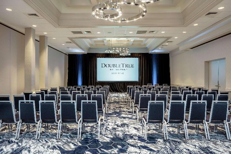 هتل Doubletree By Hilton San Jose
