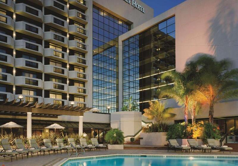 هتل Doubletree By Hilton San Jose