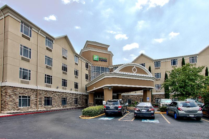 Holiday Inn Express Hotel & Suites Houston Downtown Convention Center, An Ihg