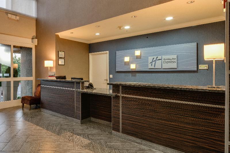 هتل Holiday Inn Express & Suites Santa Clara, An Ihg
