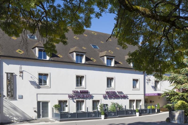 Отель Le Richebourg Hôtel, Restaurant & Spa