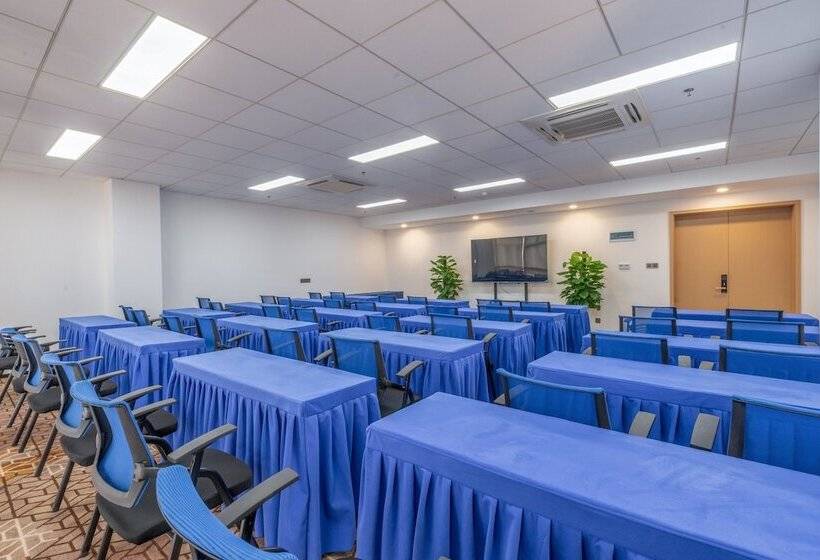 בית מלון כפרי Holiday Inn Express Nanjing Jiangbei Yushan, An Ihg