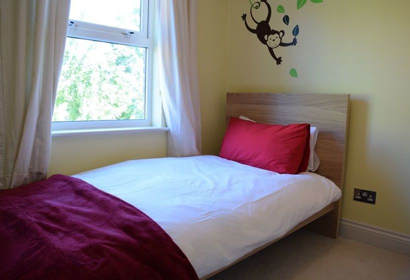 Beautiful Wimbledon 4 Bedroom Family Home