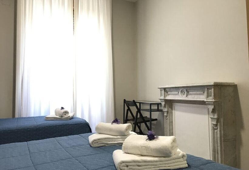 Hostal El Pilar