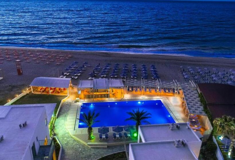 فندق Adele Beach