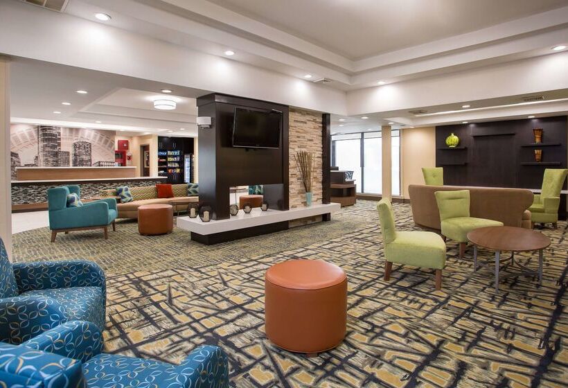 هتل Best Western Plus New Englander