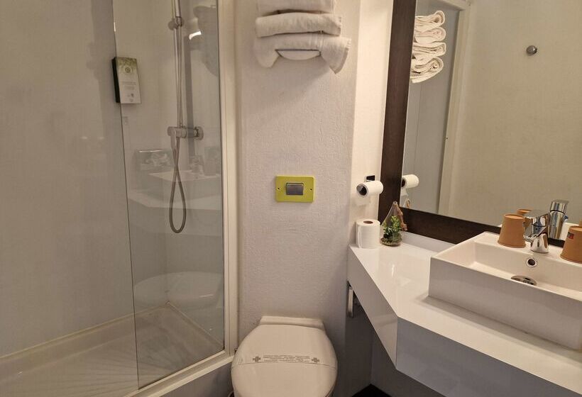 호텔 Kyriad Montluçon   Saint Victor