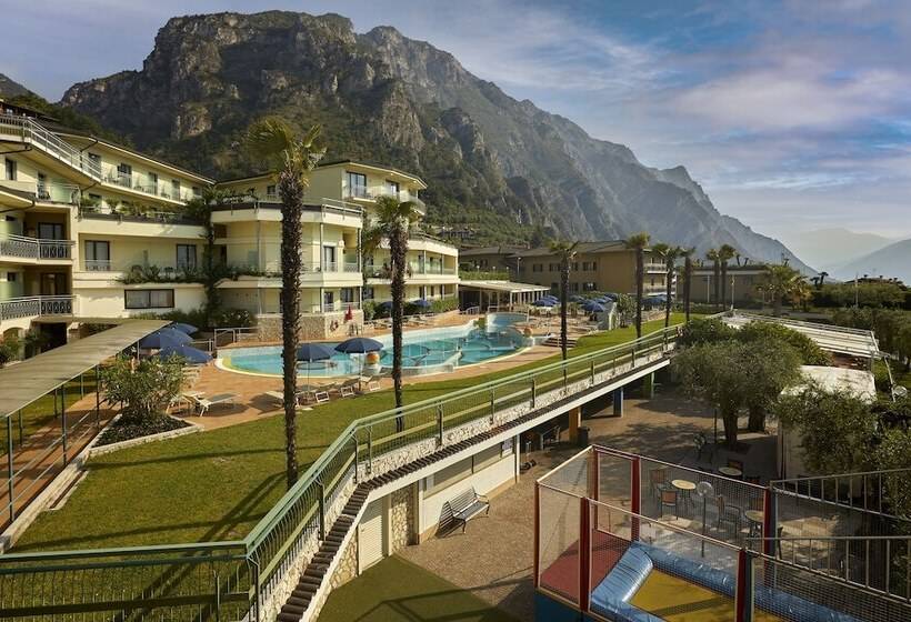 فندق Royal Village