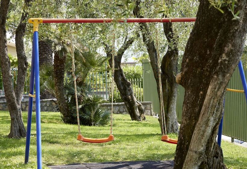 فندق Royal Village