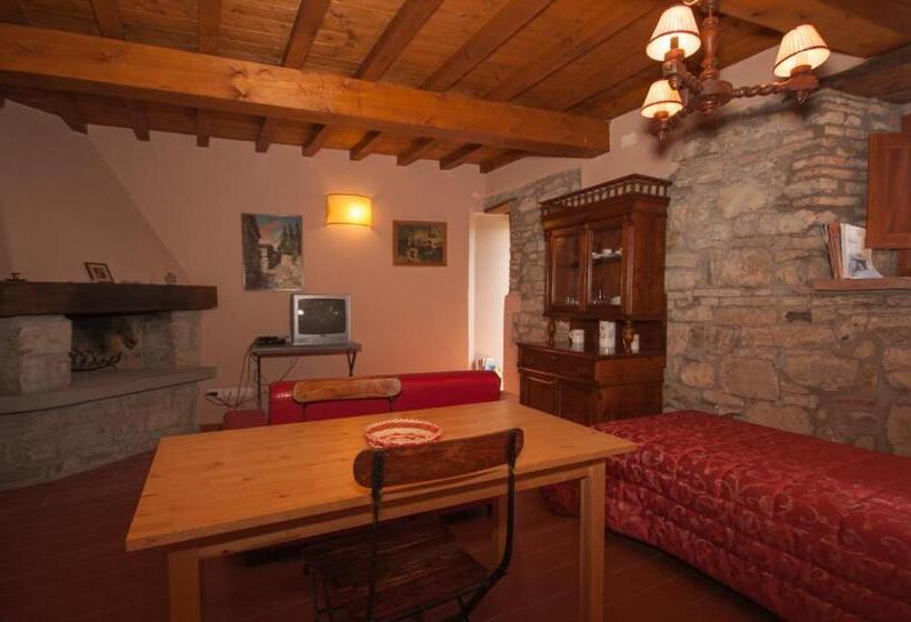 בית מלון כפרי Gli Orzali