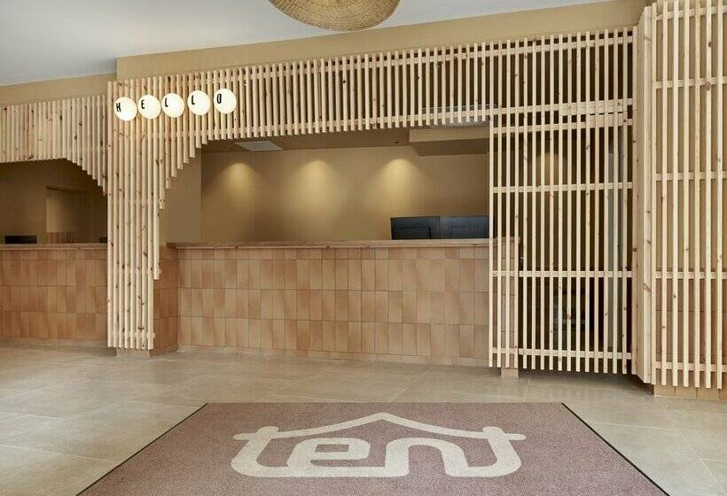 هتل tent Lloret de Mar