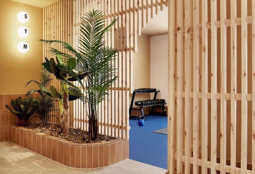 هتل tent Lloret de Mar