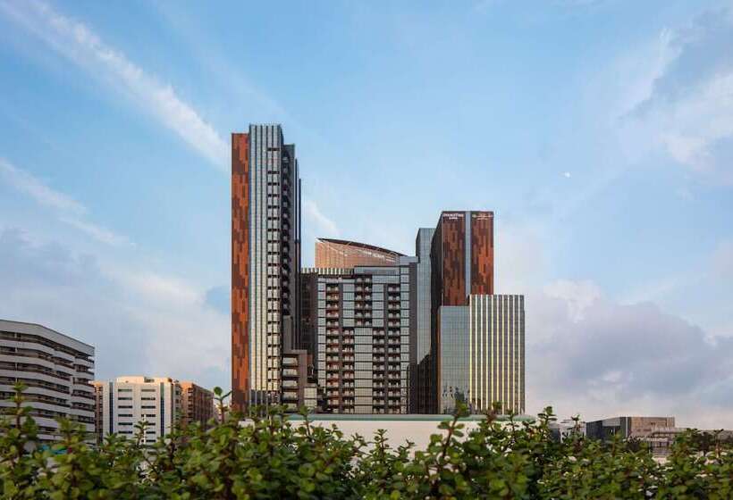 Doubletree By Hilton Dubai M Square Hotel & Residences