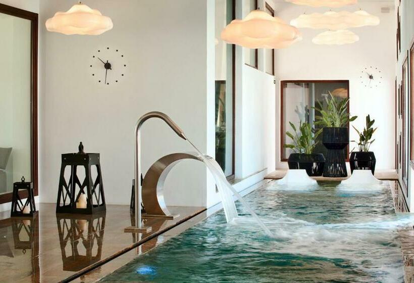 리조트 Grand Palladium Select Palace Ibiza