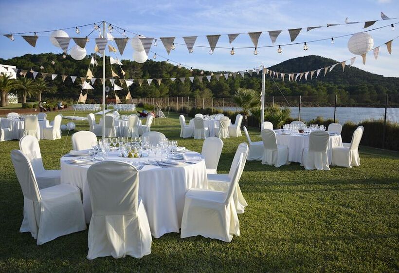 리조트 Grand Palladium Select Palace Ibiza