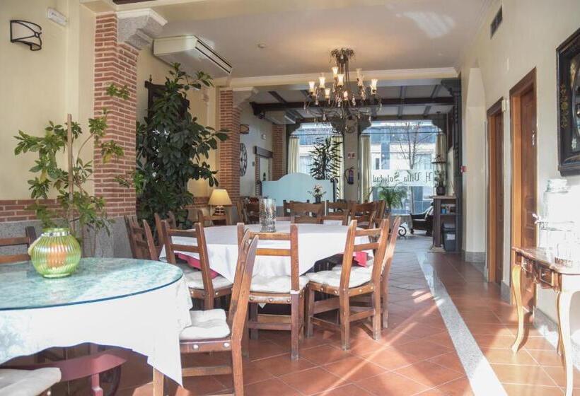 مسافرخانه Villa Soledad