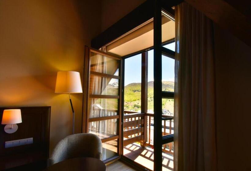 فندق Snö Aragon Hills