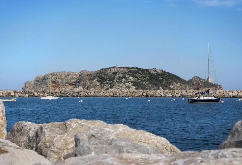 هتل & Diving Les Illes