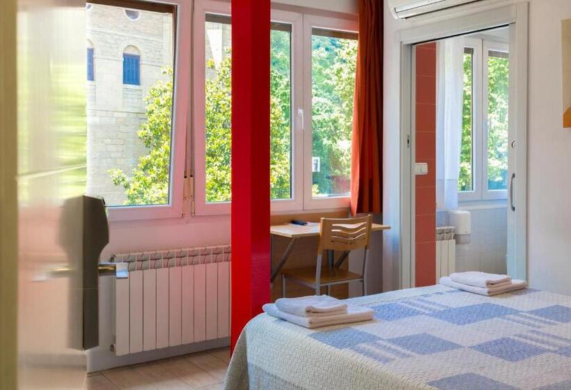 هتل Ekia Pentsioa