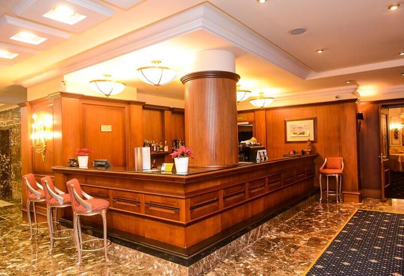 فندق Mercure Sofia City