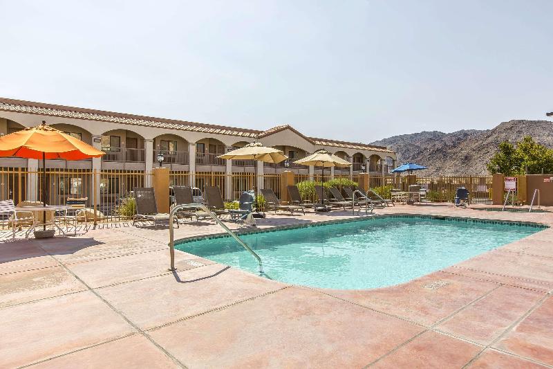 בית מלון כפרי Oasis Inn And Suites Joshua Tree 29 Palms