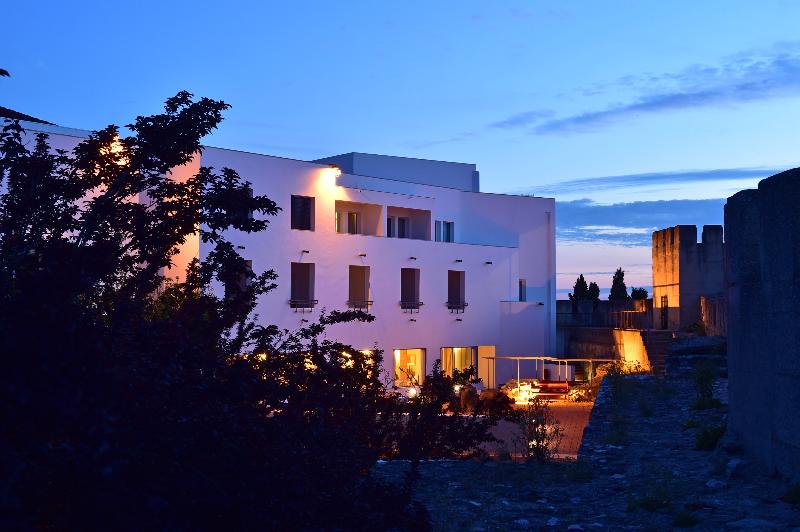 فندق Pousada Castelo De Alcacer Do Sal