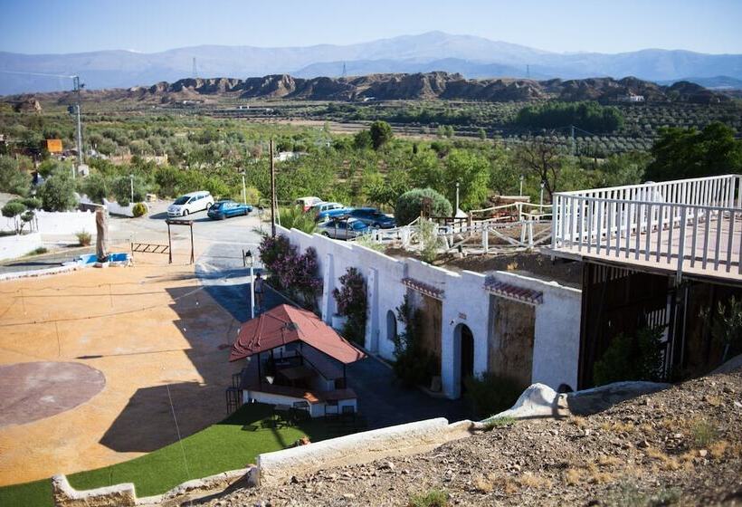 هتل روستایی Cuevas Abuelo Ventura