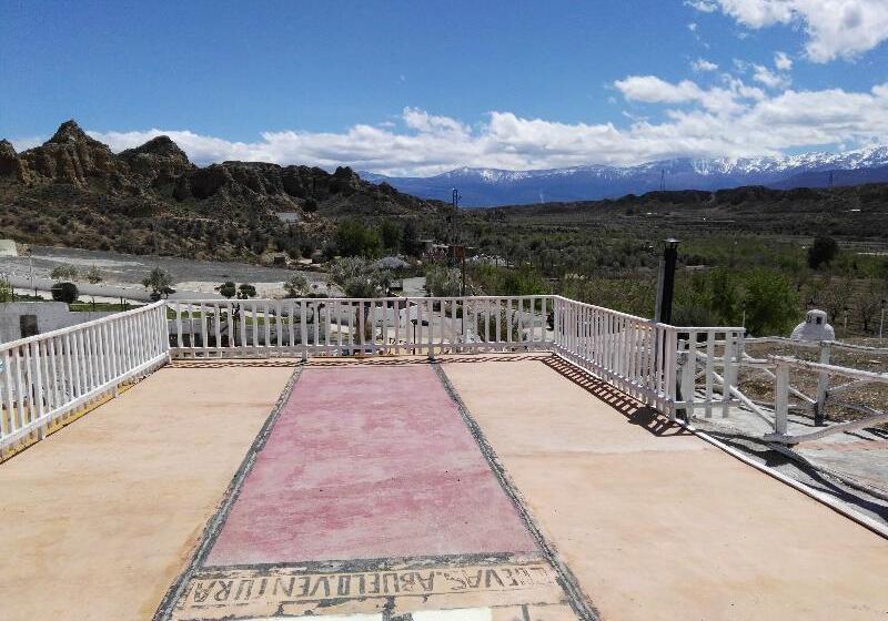 هتل روستایی Cuevas Abuelo Ventura