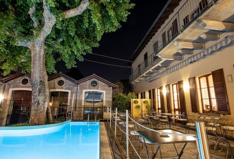 هتل Albergo Le Due Corti