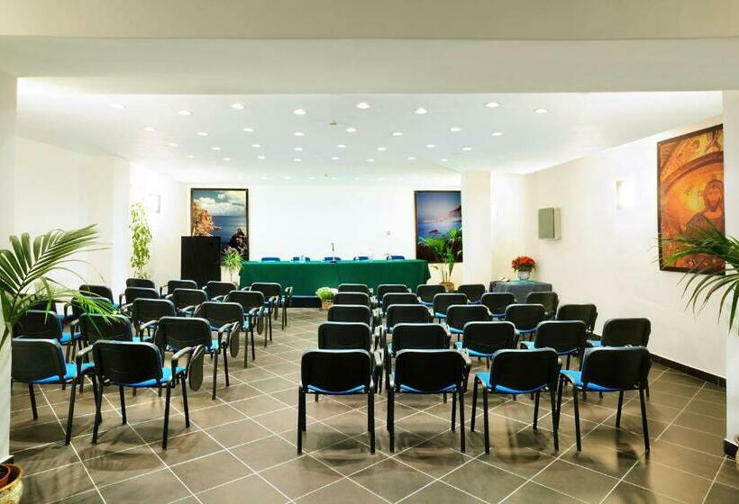 ホテル Alberi del Paradiso