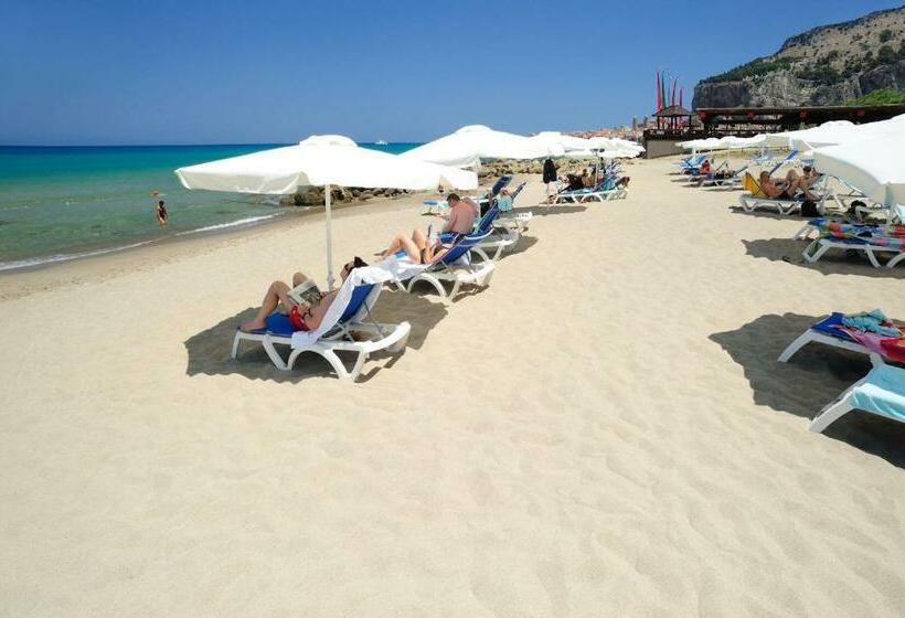 ホテル Alberi del Paradiso