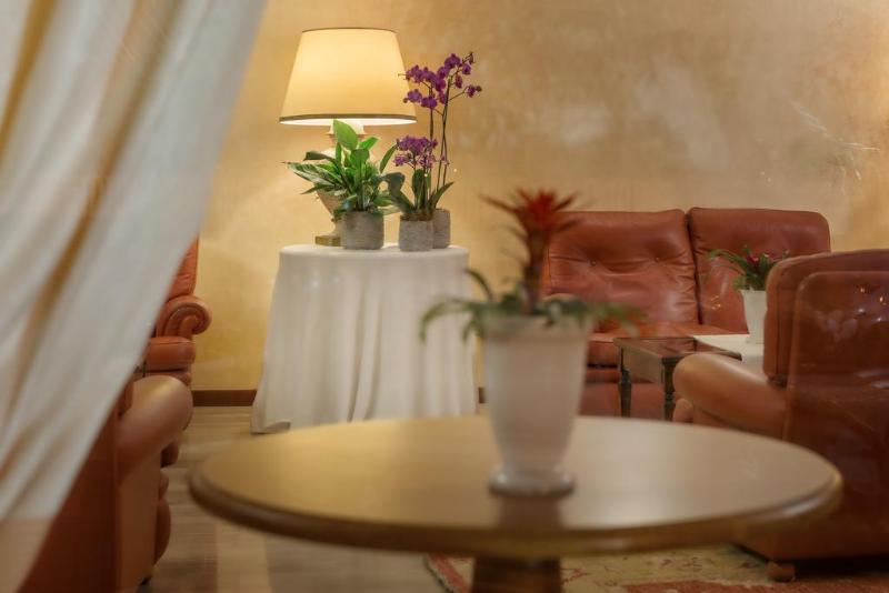 בית מלון כפרי Astura Palace