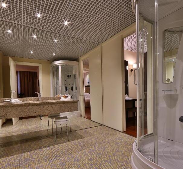 Otel Crowne Plaza Venice East, An Ihg