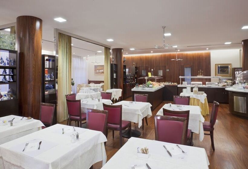 Otel Crowne Plaza Venice East, An Ihg