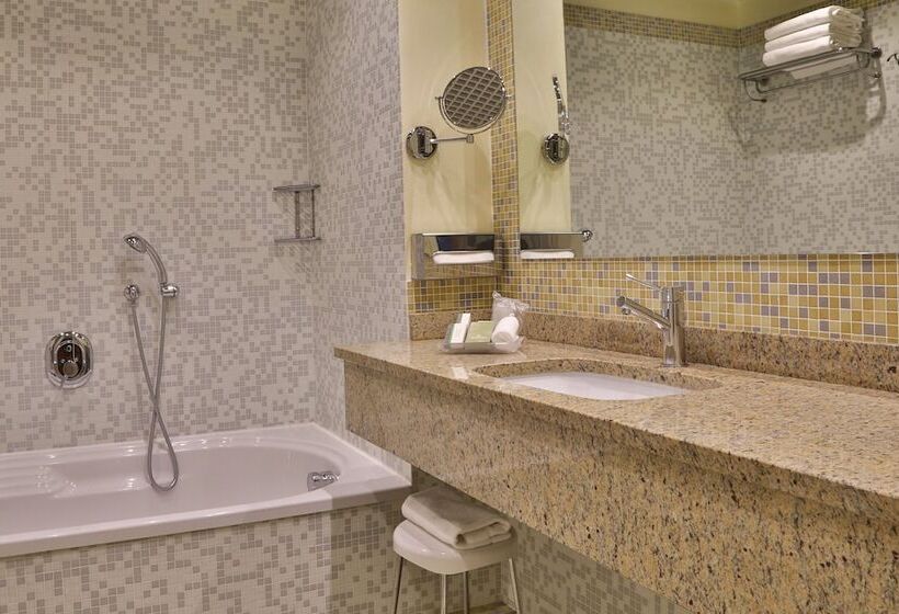 Otel Crowne Plaza Venice East, An Ihg