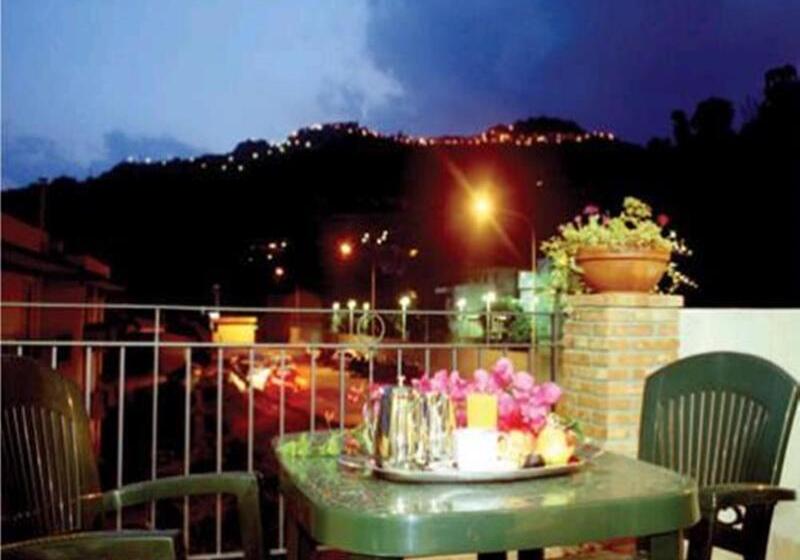 בית מלון כפרי Marabel