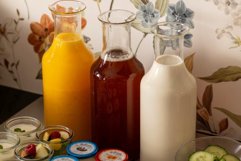 Отель Maxim Opera