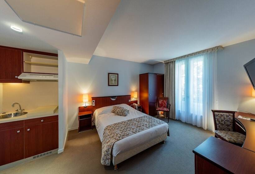 Noemys Neris Montlucon   Hotel Restaurant