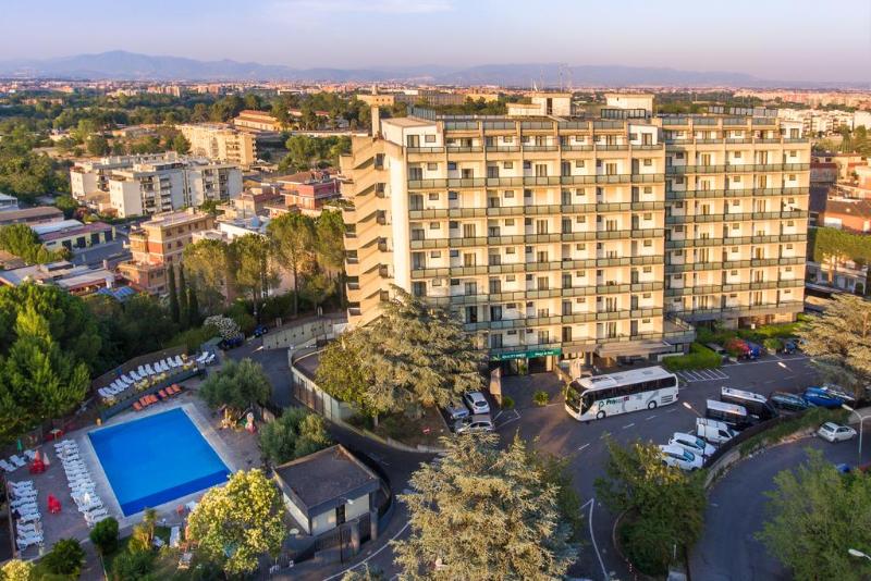 בית מלון כפרי Quality  Rouge Et Noir