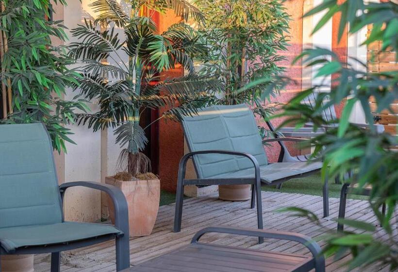 בית מלון כפרי The Originals City, Hôtel L Hippocampe, Sète Balaruc Le Vieux