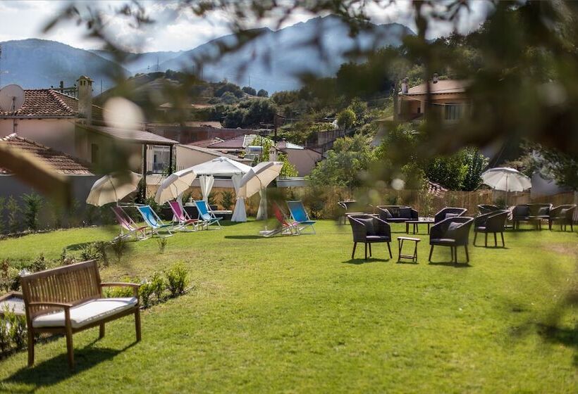 Theatro Hotel Odysseon