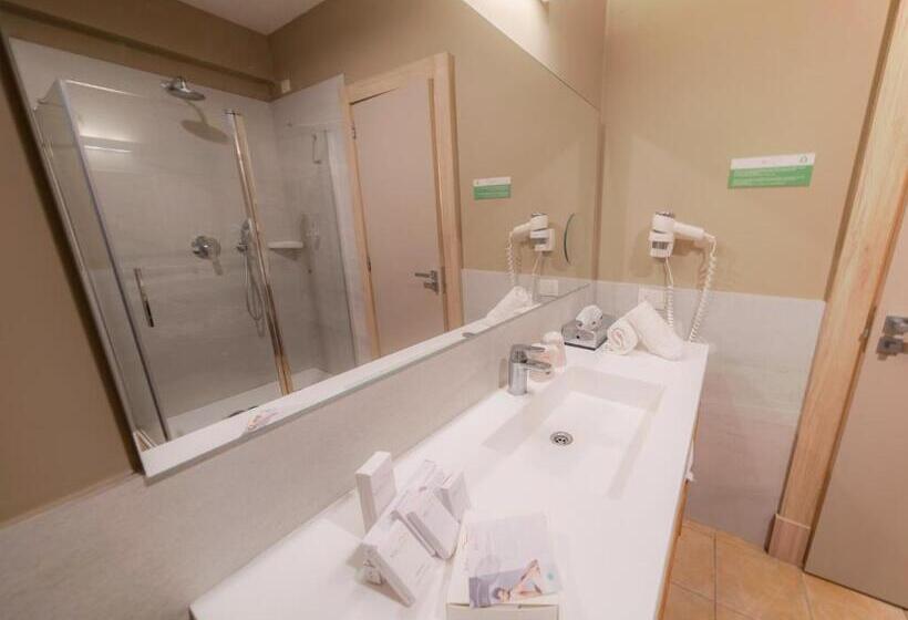 Voi Arenella Resort