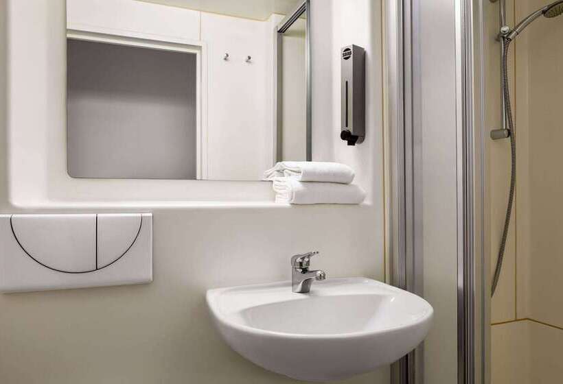 בית מלון כפרי Amedia Express Sattledt, Trademark Collection By Wyndham