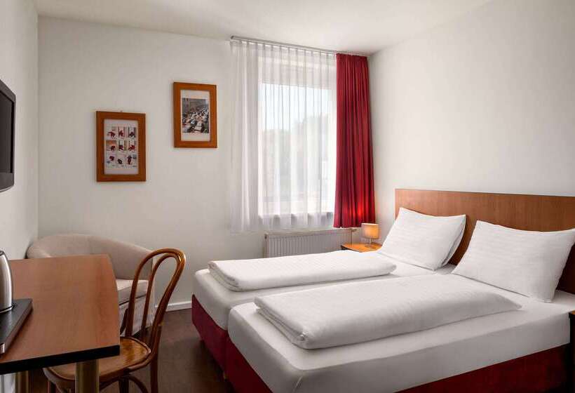 בית מלון כפרי Amedia Express Sattledt, Trademark Collection By Wyndham