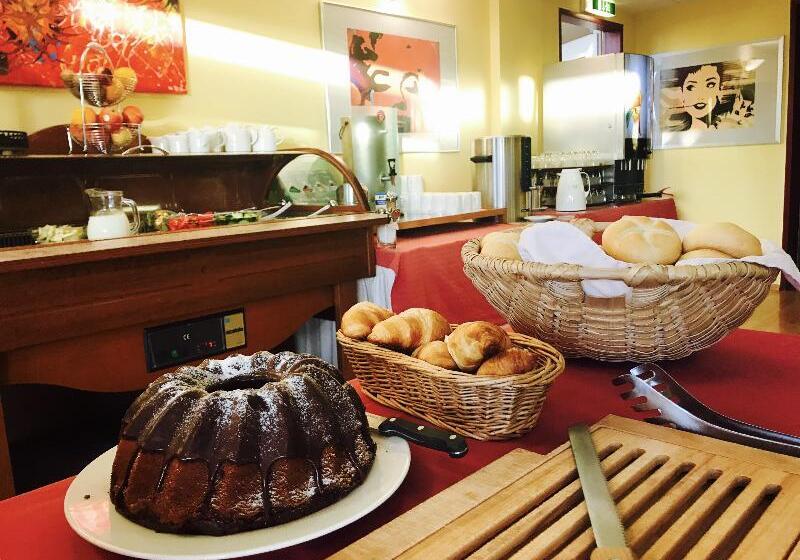 בית מלון כפרי Amedia Express Sattledt, Trademark Collection By Wyndham