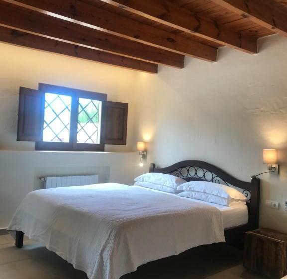 فندق Finca Can Toni