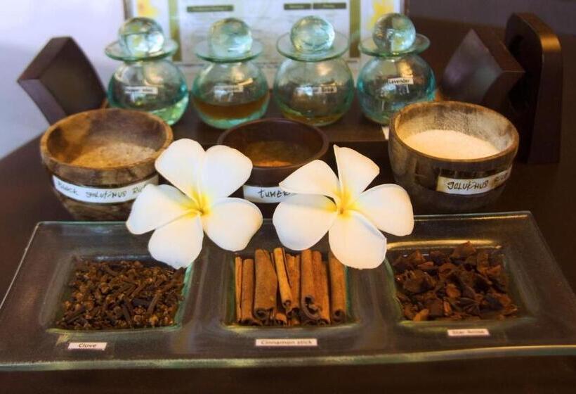 هتل The Frangipani Langkawi Resort & Spa