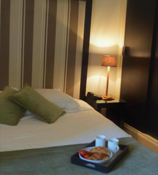 ホテル Château De La Pomarède