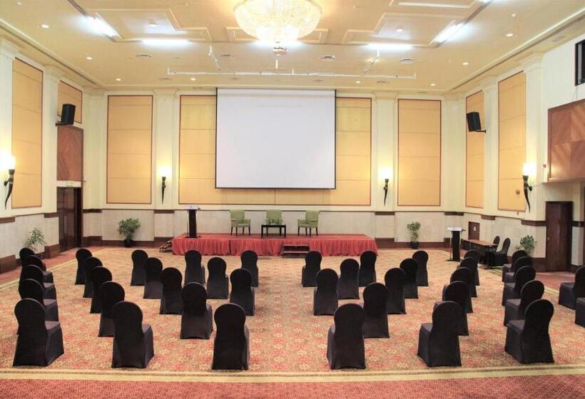 هتل Miri Marriott Resort & Spa